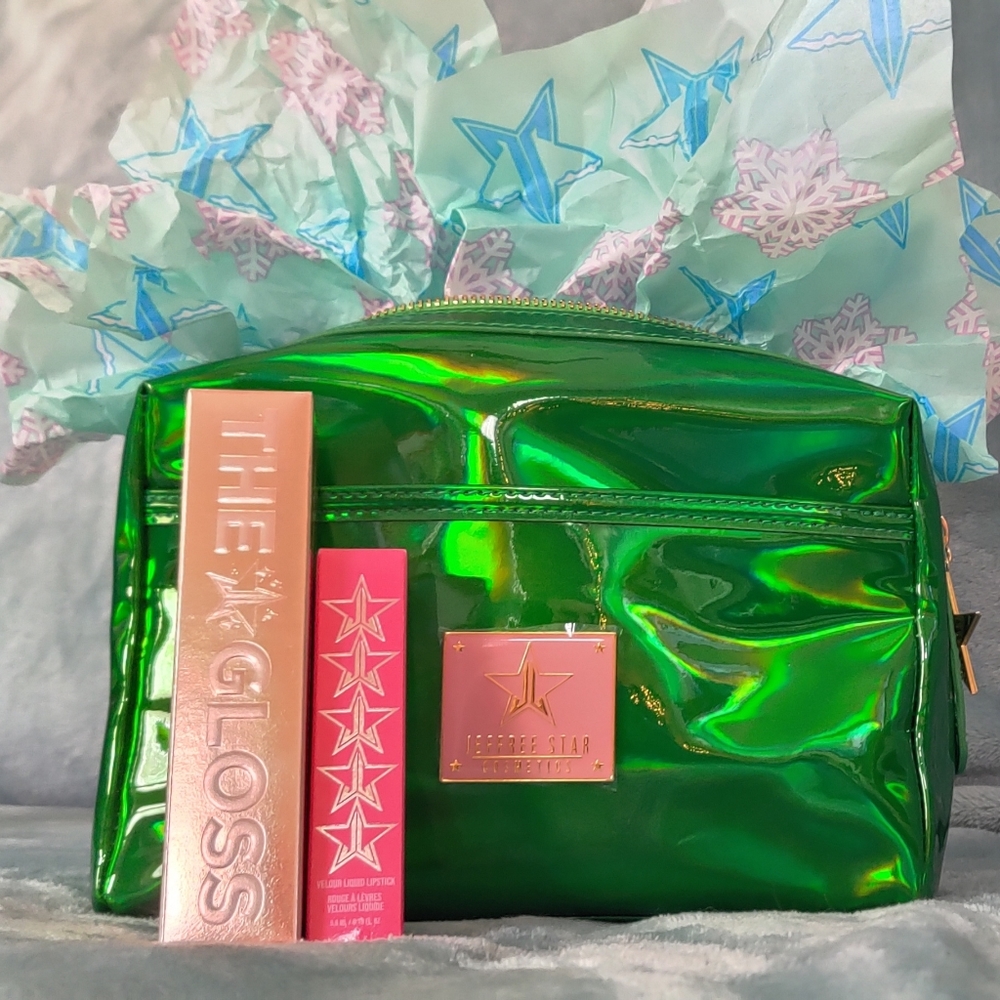 Jeffree Star makeup bag and lip bundle